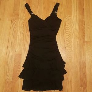 Juniors black dress